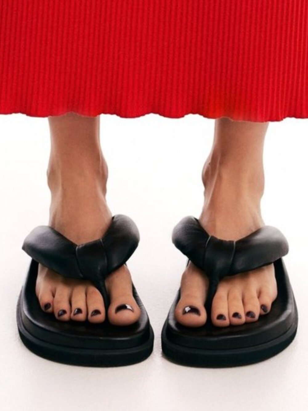 SINOBI Black Round Sandals